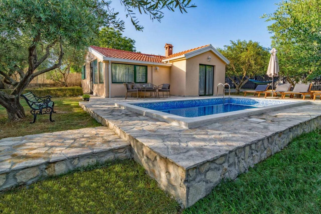 Holiday Home Secret Kastela Exterior photo