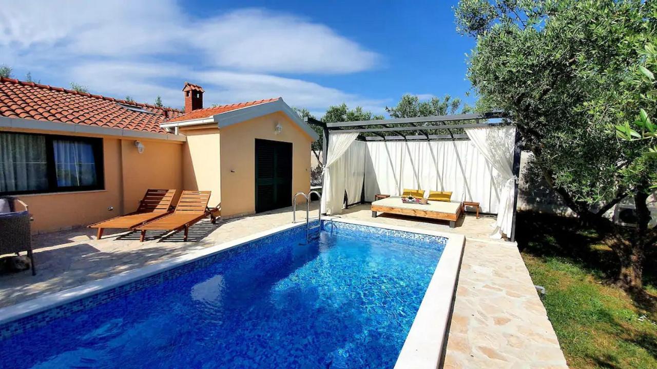 Holiday Home Secret Kastela Exterior photo